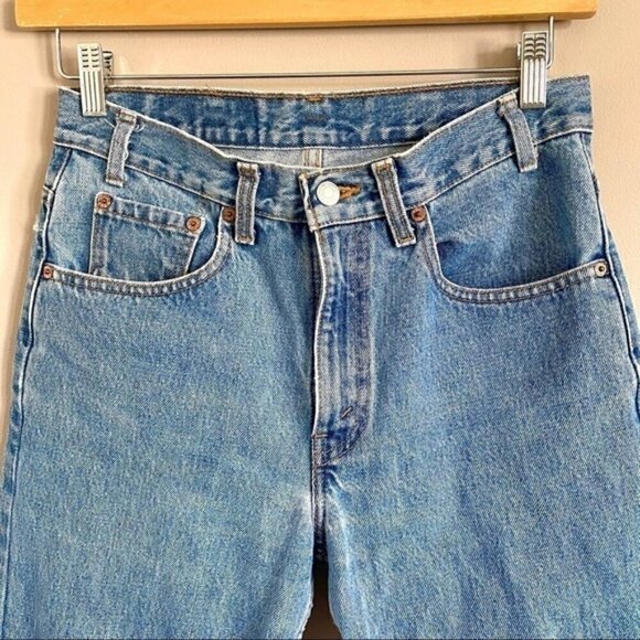 🛑 Levi's Cotton High-Rise Straight Leg Capri Jeans - 28 x 19” - Picture 2 of 8